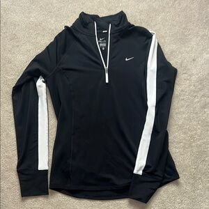 Nike Black and White Fitted Athletic 1/4 Zip